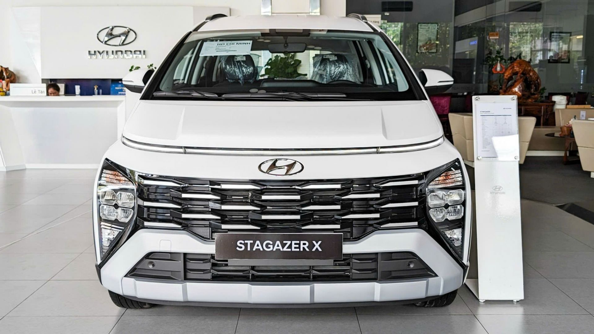 Hyundai Stargazer